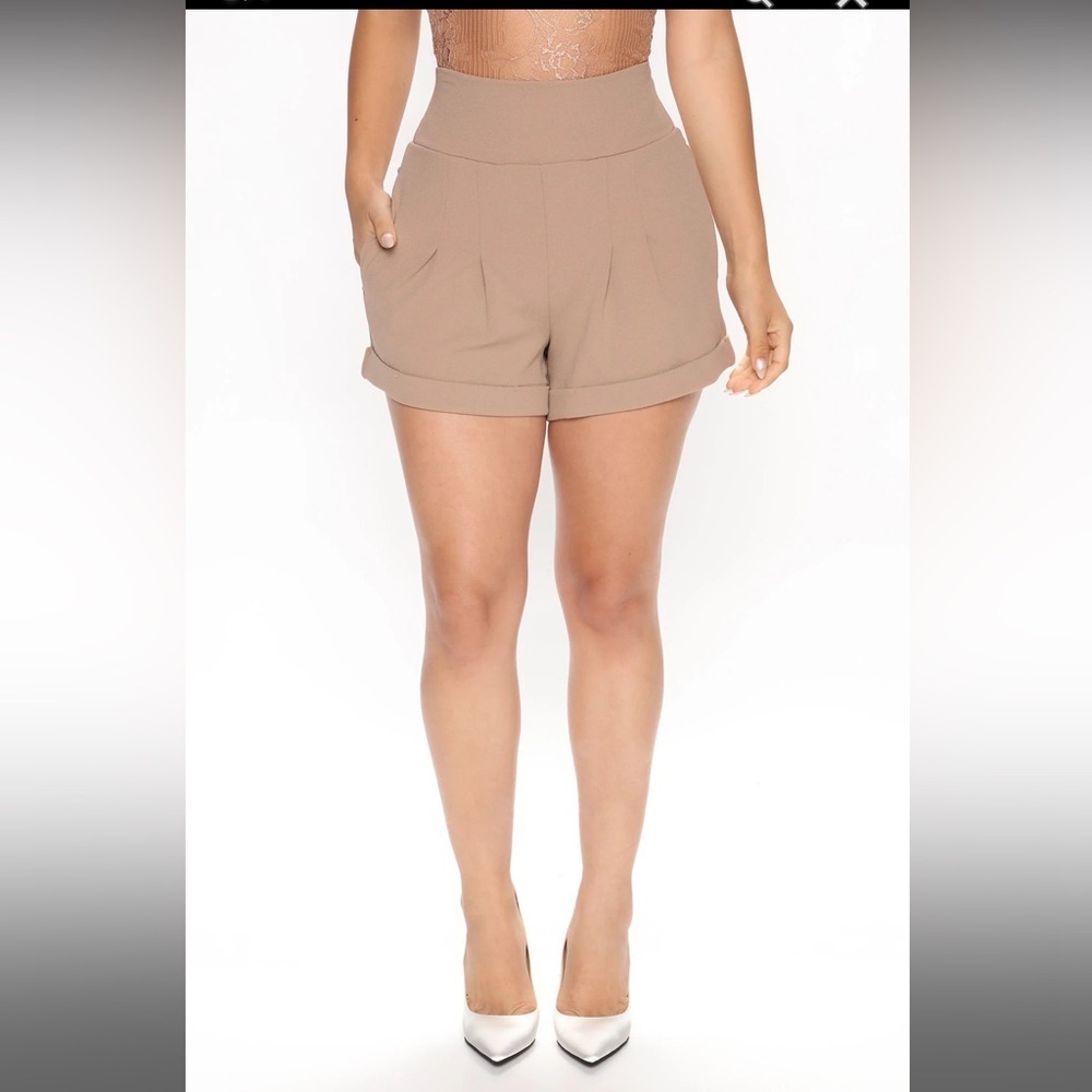 🩷 3/$18 NWT Fashion nova Sasha shorts taupe Women's Tan High-Waisted Shorts - Picture 3 of 6